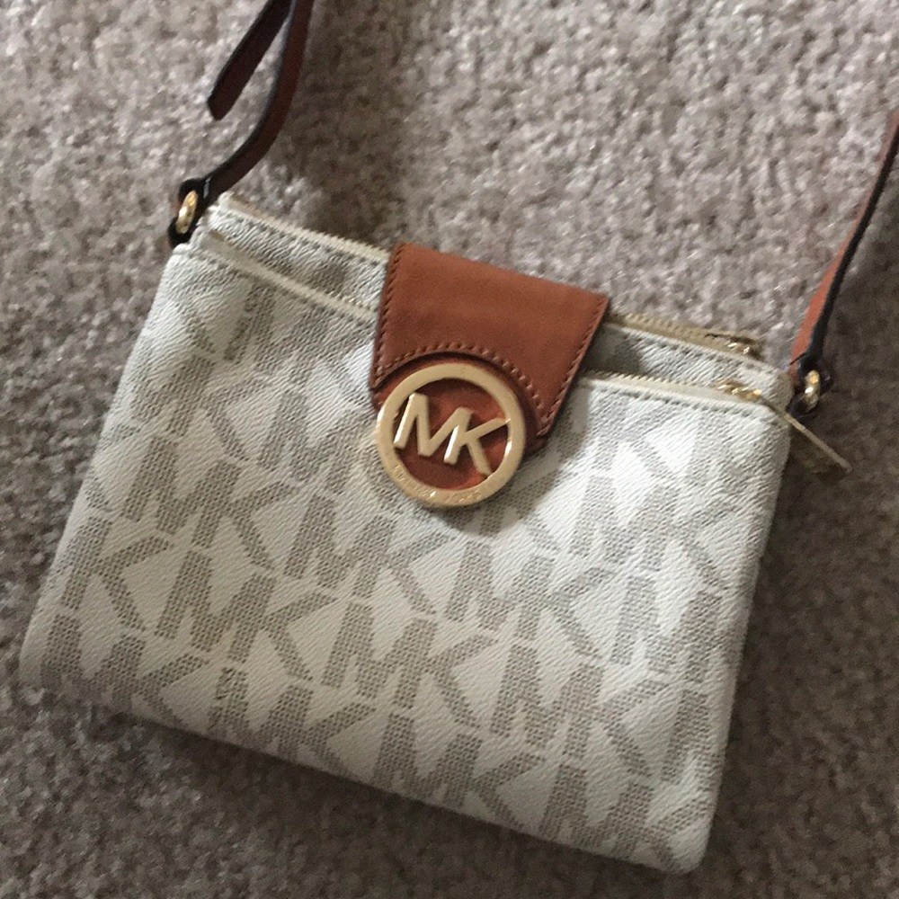 Michael Kors Crossbody Bag